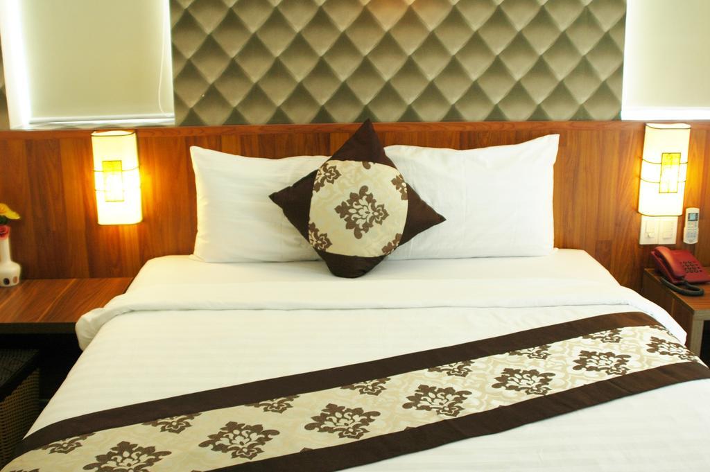 Minh Nhat Hotel نها ترانج الغرفة الصورة