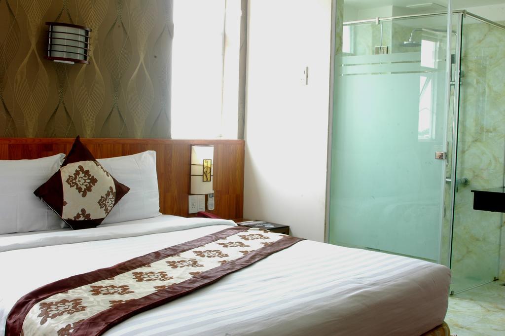 Minh Nhat Hotel نها ترانج الغرفة الصورة