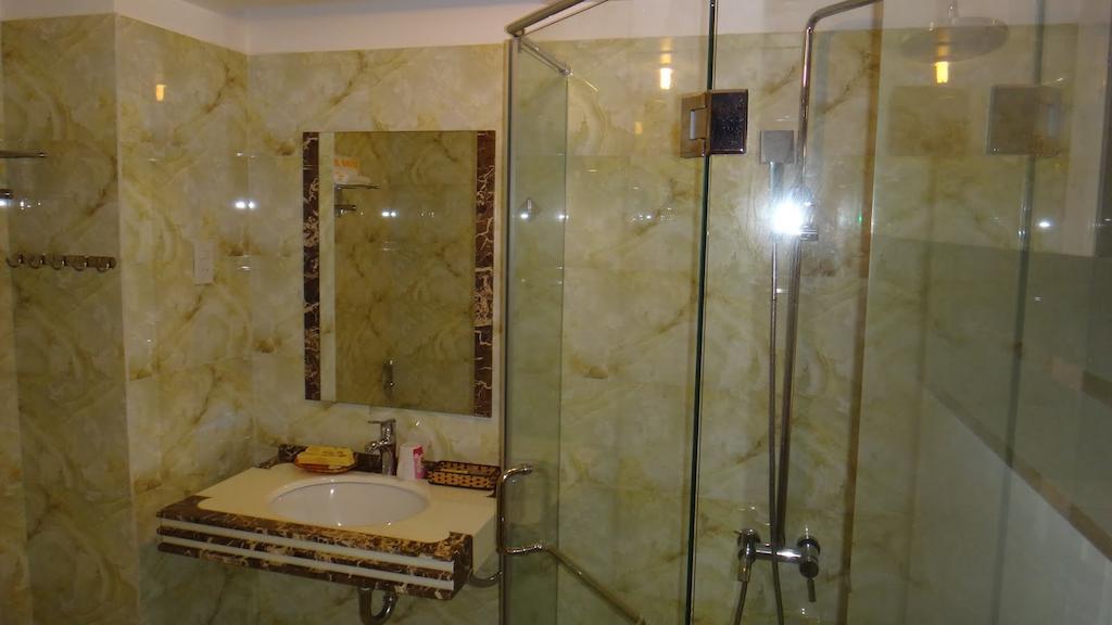 Minh Nhat Hotel نها ترانج الغرفة الصورة